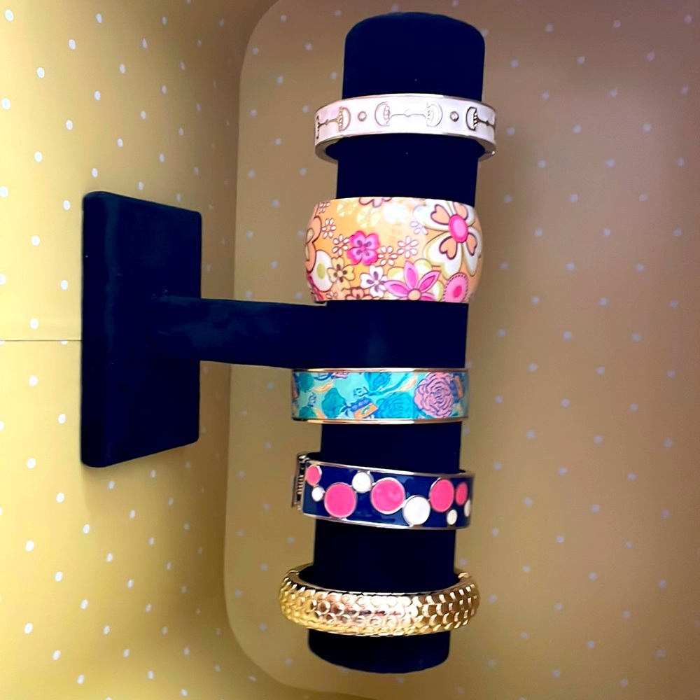 Gold tone and enamel bracelet bundle. Lot of 5. Floral Dots Textures.